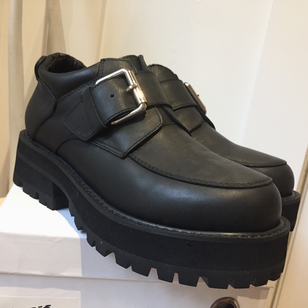 UNIF Cass Shoe